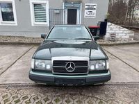 Gebraucht Mercedes 230 132 PS (97 kW) 1990 Grün Coupé