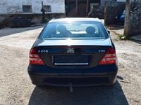 Gebraucht Mercedes C220 150 PS (110 kW) 2004 Blau Limousine