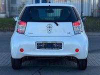 Gebraucht Toyota iQ 68 PS (50 kW) 2009 Weiß Kleinwagen