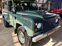 Gebraucht Land Rover Defender 177 PS (130 kW) 2009 Grün Kombi
