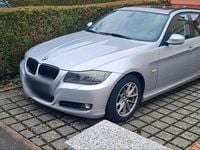 Gebraucht BMW 320 170 PS (125 kW) 2010 Grau Kombi