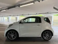 Second-hand Toyota iQ 98 CP (72 kW) 2010 Alb Hatchback