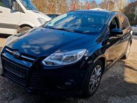 Gebraucht Ford Focus 125 PS (91 kW) 2011 Schwarz Kombi