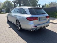 Gebraucht Mercedes E220 Avantgarde 194 PS (142 kW) 2016 Silber Kombi