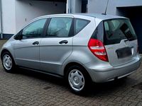 Gebraucht Mercedes A150 95 PS (69 kW) 2006 Silber Kleinwagen