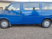 Gebraucht VW T4 102 PS (75 kW) 2000 Blau Van