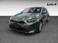 Usado Kia Ceed Vision 140 CV (102 kW) 2025 Verde Utilitario
