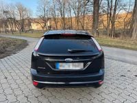 Gebraucht Ford Focus 100 PS (73 kW) 2010 Schwarz Coupé