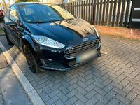 Gebraucht Ford Fiesta 95 PS (69 kW) 2015 Schwarz Kleinwagen