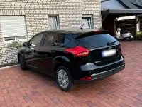 Gebraucht Ford Focus Trend 125 PS (91 kW) 2016 Schwarz Limousine