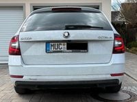 Gebraucht Skoda Octavia Ambition 150 PS (110 kW) 2018 Weiß Kombi