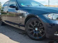 Gebraucht BMW 325 Sport Line 218 PS (160 kW) 2006 Blau Limousine