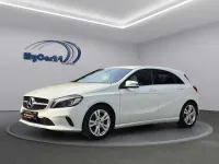 Gebraucht Mercedes A220 177 PS (130 kW) 2016 Calcitweiss/zirrusweiss Kleinwagen
