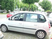 Gebraucht Hyundai Matrix Comfort 103 PS (75 kW) 2009 Silber Van / Kleinbus