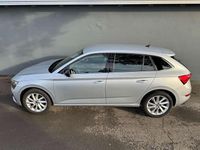 Gebraucht Skoda Scala Style 116 PS (85 kW) 2019 Brilliant silber metallic Kleinwagen