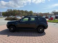 Second-hand Dacia Duster Basis 105 CP (77 kW) 2017 Negru SUV