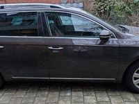 Gebraucht VW Passat Exclusive 160 PS (117 kW) 2012 Braun Kombi