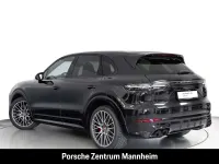 Gebraucht Porsche Cayenne GTS Chrono 460 PS (338 kW) 2021 Schwarz SUV