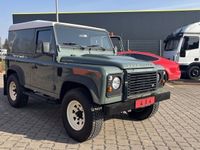 Gebraucht Land Rover Defender 122 PS (89 kW) 2010 Grün SUV