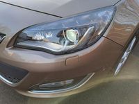 Gebraucht Opel Astra Edition 120 PS (88 kW) 2014 Beige Limousine