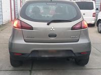 Gebraucht Mitsubishi Colt 75 PS (55 kW) 2009 Kleinwagen