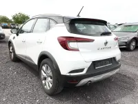 Gebraucht Renault Captur Intens 131 PS (96 kW) 2021 Perlmutt weiß metallic / schwarz SUV