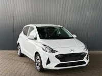 Gebraucht Hyundai i10 Comfort 63 PS (46 kW) 2025 Weiß (atlas white) Kleinwagen