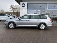Gebraucht VW Passat 150 PS (110 kW) 2022 Silber Kombi