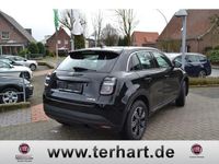 Gebraucht Fiat 600 Basis 101 PS (74 kW) 2024 Schwarz SUV
