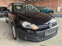 Second-hand VW Golf Style 90 CP (66 kW) 2009 Negru Monovolum
