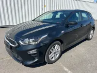 Używany Kia Ceed Vision 99 KM (72 kW) 2019 Czarny Hatchback