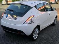 Second-hand Lancia Ypsilon 85 CP (62 kW) 2011 Alb Hatchback