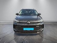 Gebraucht VW Tiguan Elegance 150 PS (110 kW) 2024 Grau SUV