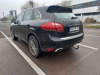 Gebraucht Porsche Cayenne 239 PS (175 kW) 2010 Schwarz SUV