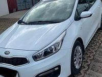 Gebraucht Kia Ceed DREAM-TEAM Edition 135 PS (99 kW) 2017 Weiß Kleinwagen