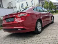 Gebraucht Ford Mondeo Titanium 160 PS (117 kW) 2015 Rot Limousine