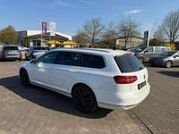 Gebraucht VW Passat Highline 150 PS (110 kW) 2018 Pure white Kombi