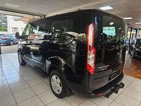 Gebraucht Ford Tourneo Titanium 131 PS (96 kW) 2021 Schwarz Van / Kleinbus