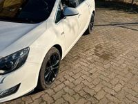 Gebraucht Opel Astra 179 PS (131 kW) 2012 Weiß Kombi