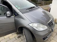 Gebraucht Mercedes A160 95 PS (69 kW) 2009 Grau Kleinwagen