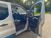 Gebraucht Renault Trafic 110 PS (80 kW) 2023 Grau Van / Kleinbus