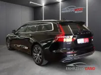 Gebraucht Volvo V60 Inscription 341 PS (250 kW) 2021 Schwarz Kombi
