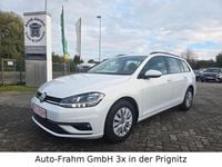 Gebraucht VW Golf VII Trendline 135 PS (99 kW) 2019 Weiß Kombi
