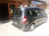 Gebraucht Ford Tourneo Courier Trend 101 PS (74 kW) 2016 Grau metallic Van / Kleinbus