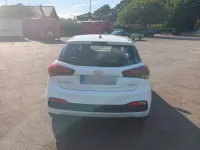 Gebraucht Hyundai i20 75 PS (55 kW) 2018 Weiß Kleinwagen