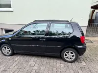 Używany VW Polo Trendline 50 KM (36 kW) 2001 Czarny Sedan/Limuzyna