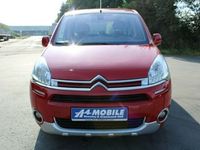 Gebraucht Citroën Berlingo SELECTION 92 PS (67 kW) 2014 Rot Van / Kleinbus