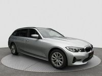 Gebraucht BMW 320 190 PS (139 kW) 2020 Glaciersilber metallic (metallic) Kombi