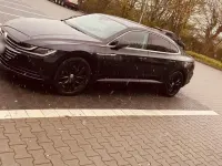 Second-hand VW Arteon 150 CP (110 kW) 2018 Negru Hatchback
