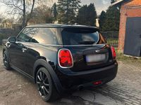 Second-hand Mini ONE 102 CP (75 kW) 2017 Negru Hatchback